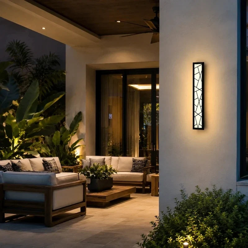 Applique murale extérieure Linear Luxe™