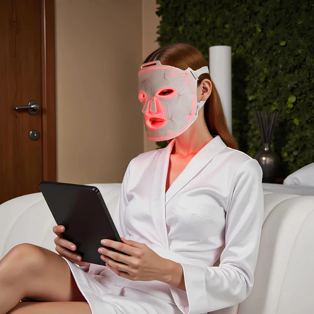 Masque de luminothérapie faciale LumaDerm™