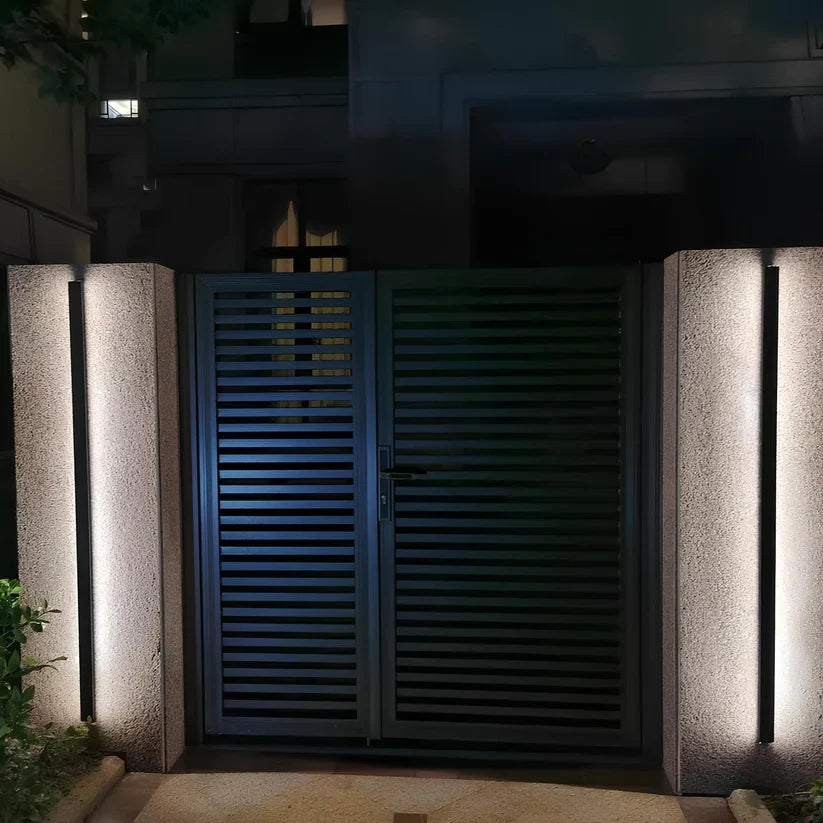 Applique murale extérieure Linear Luxe™