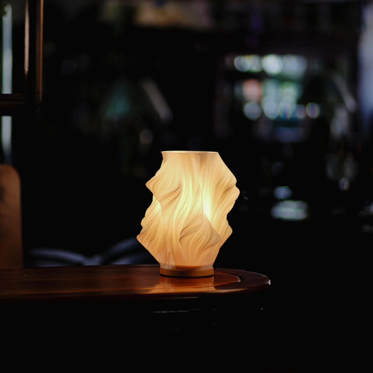 Serene Wavecrest lamp