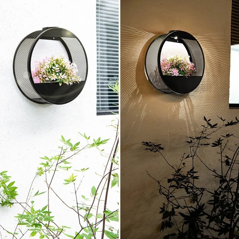 Applique solaire avec pot de fleurs