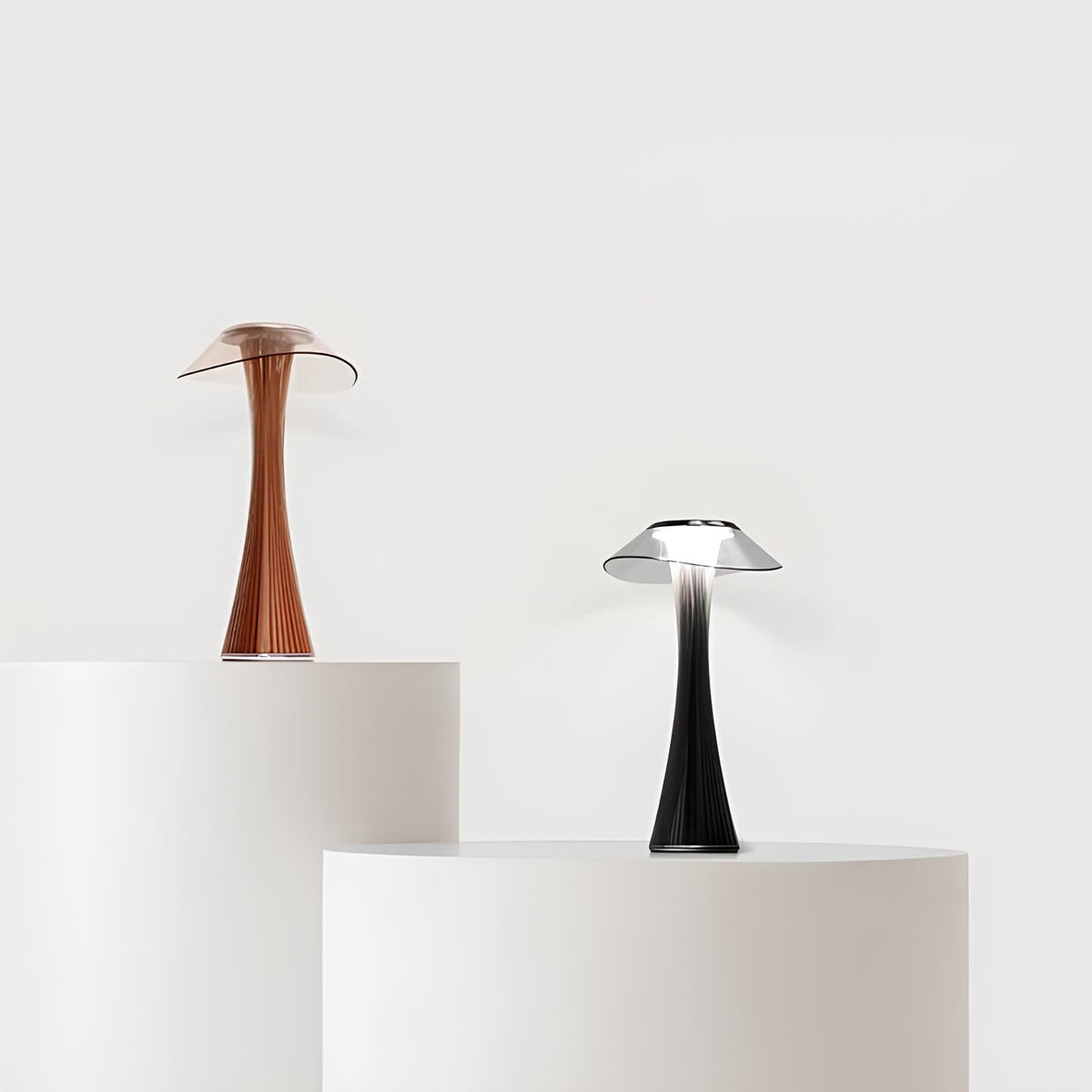 Lampe tulipe sculptée