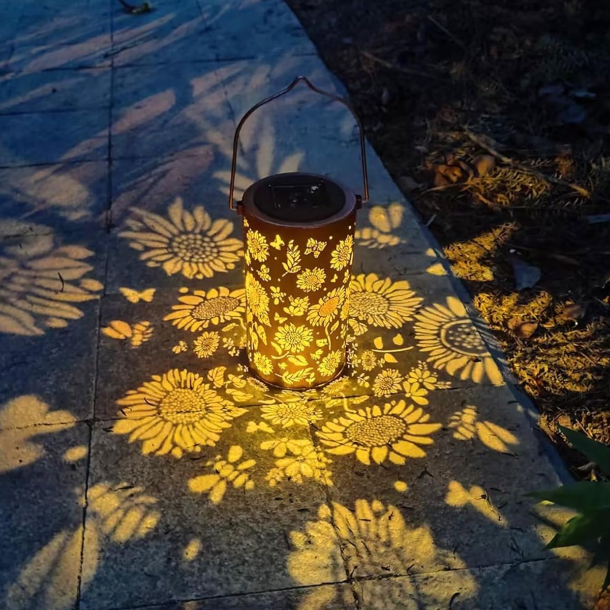 Lanterne à motif solaire