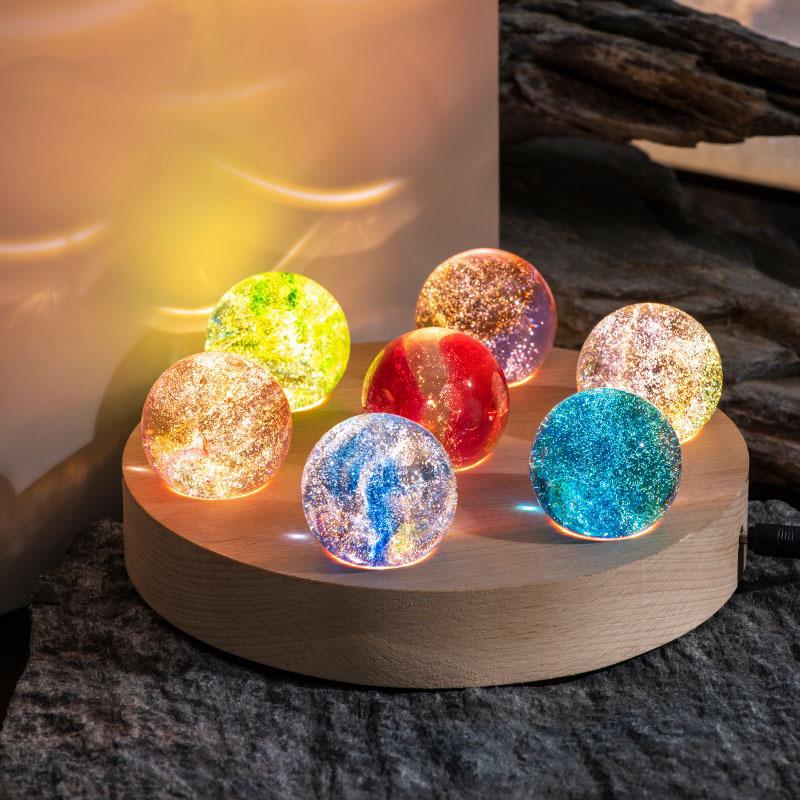 Lichtgevende galaxie kristallen bollen