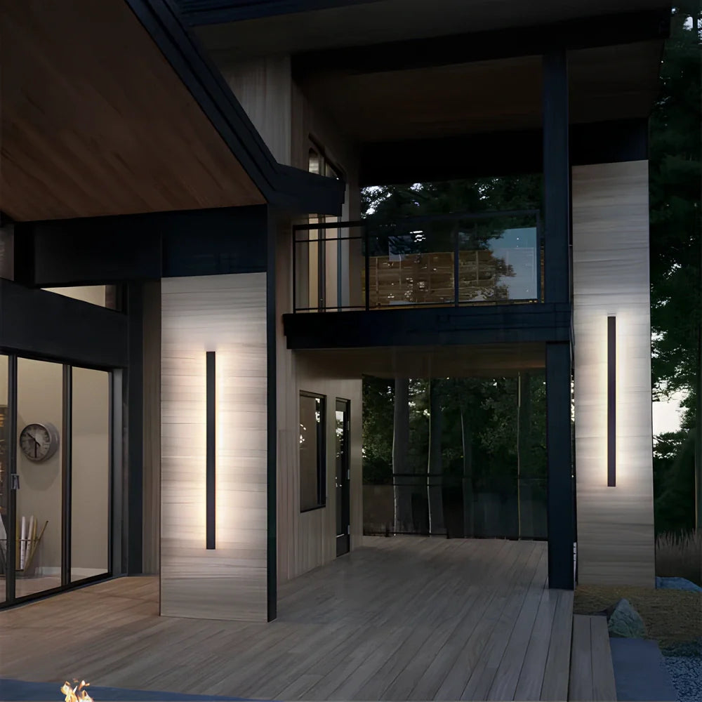 Applique murale extérieure Linear Luxe™