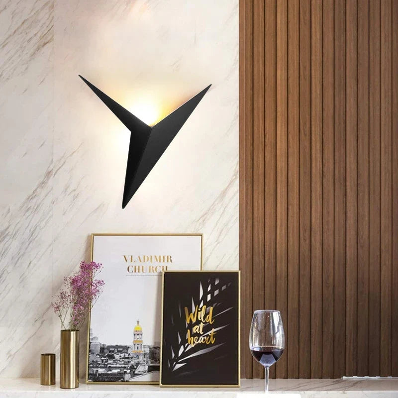 Trigon™ Wandlamp