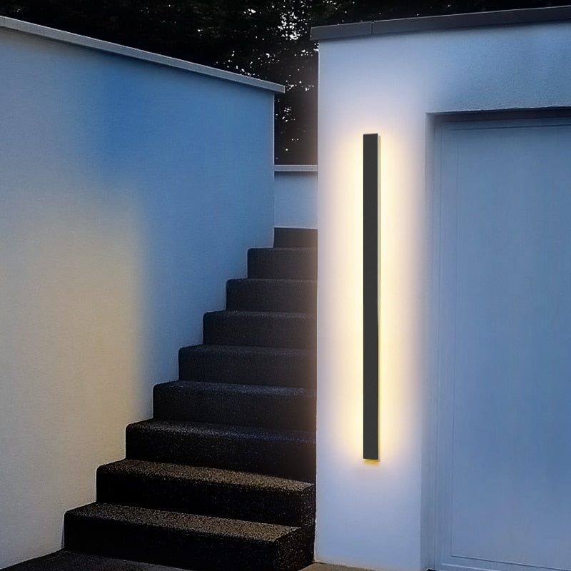 Applique murale extérieure Linear Luxe™