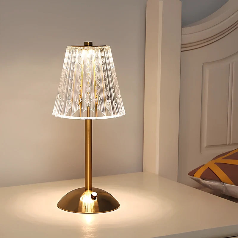 Lampe de table en cristal doré